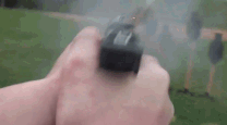 真实第一人称的格洛克17射击